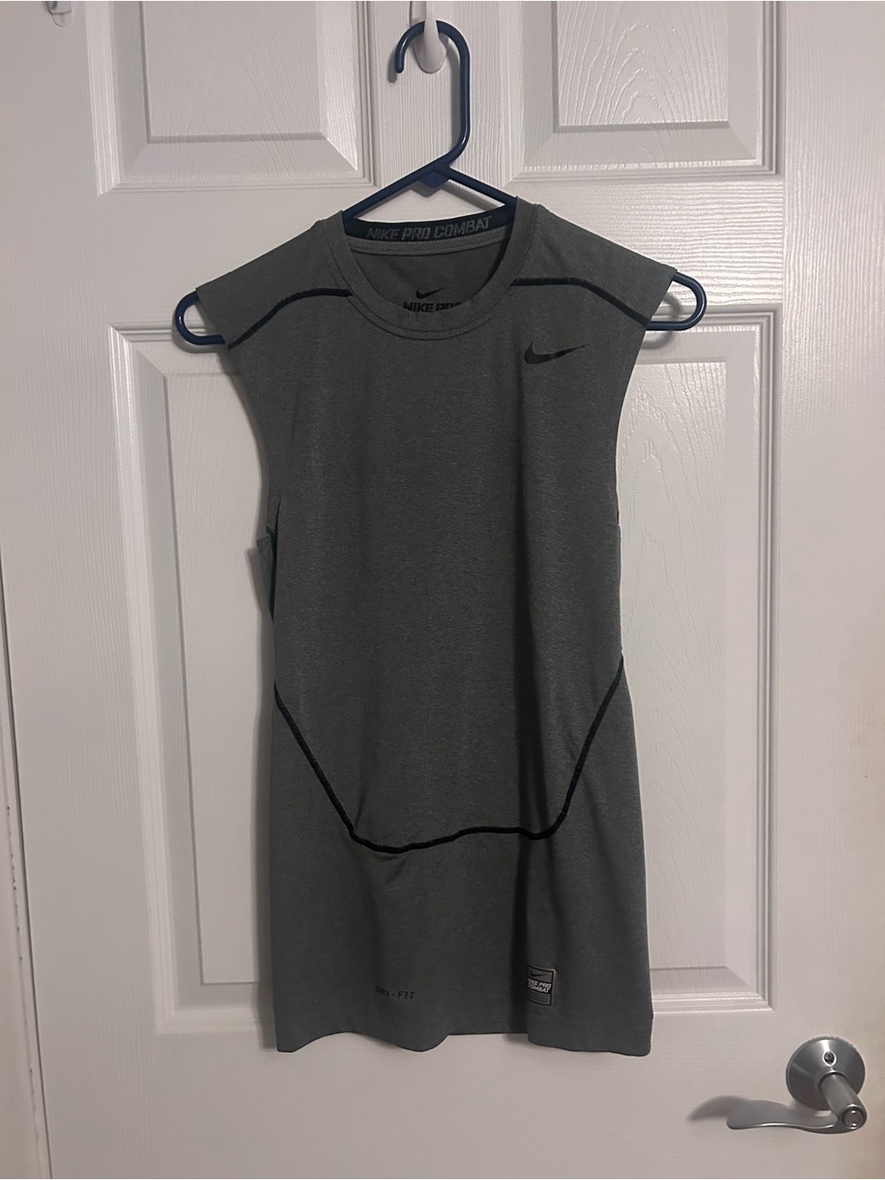 Nike Sleeveless Performance Top